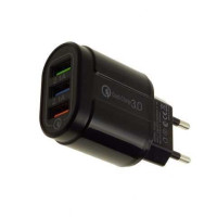 Адаптер швидкого заряджання на 3 USB порти